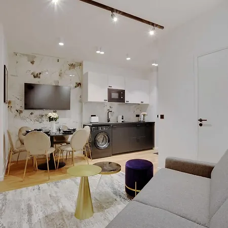 Stunning 2br Opera Appartement